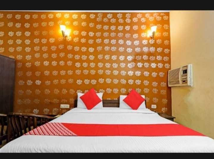 Super Hotel O Global ニューデリー エクステリア 写真